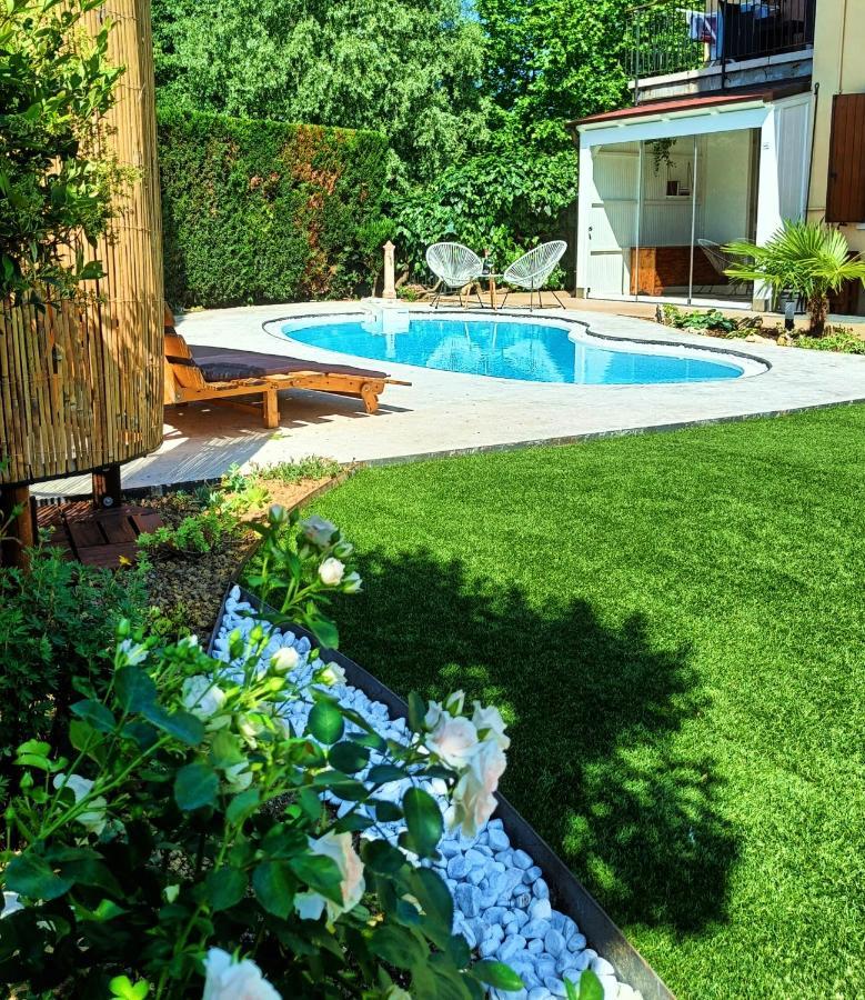 Picnic Room And Pool Castelnuovo del Garda Exterior photo